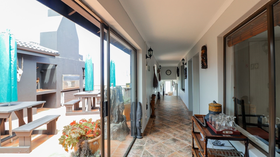  Bedroom Property for Sale in Dana Bay Western Cape